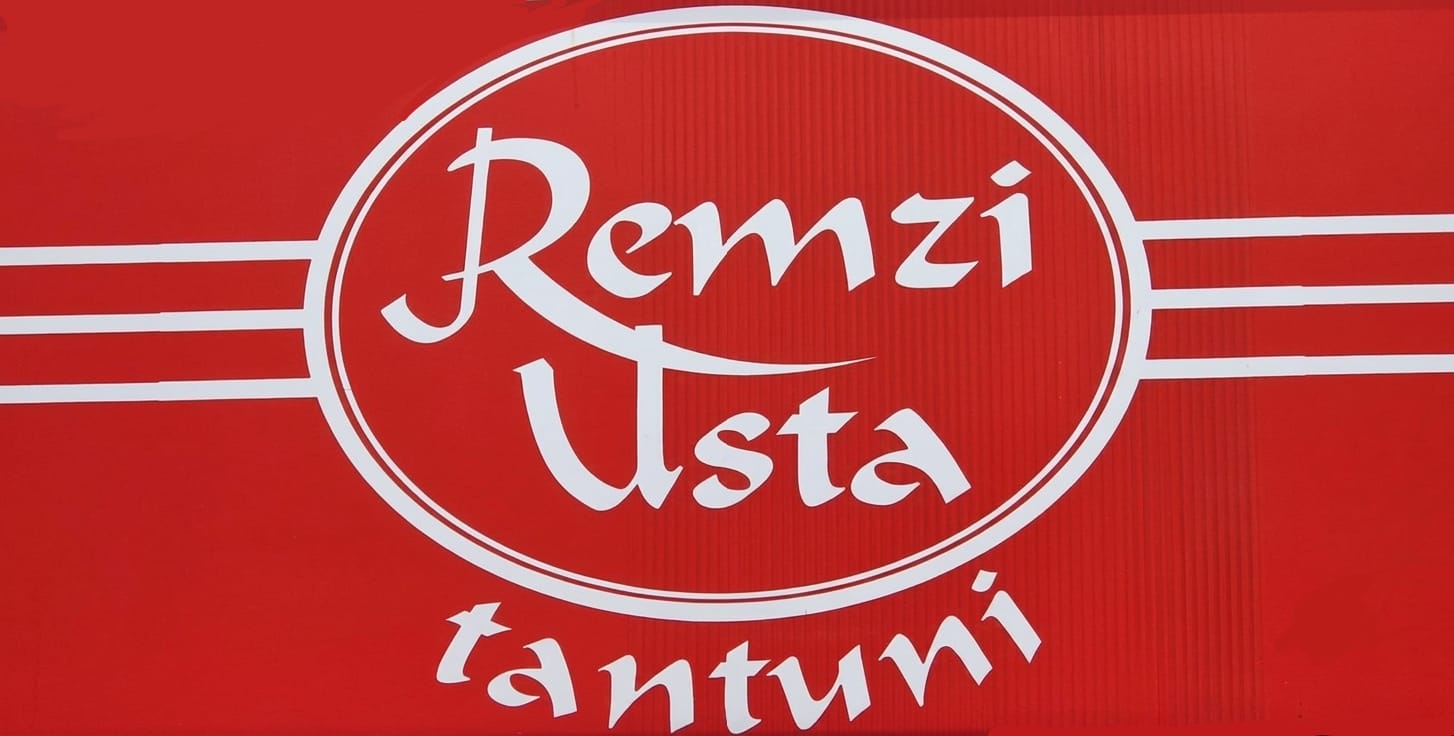 Remzi Usta Tantuni Logo